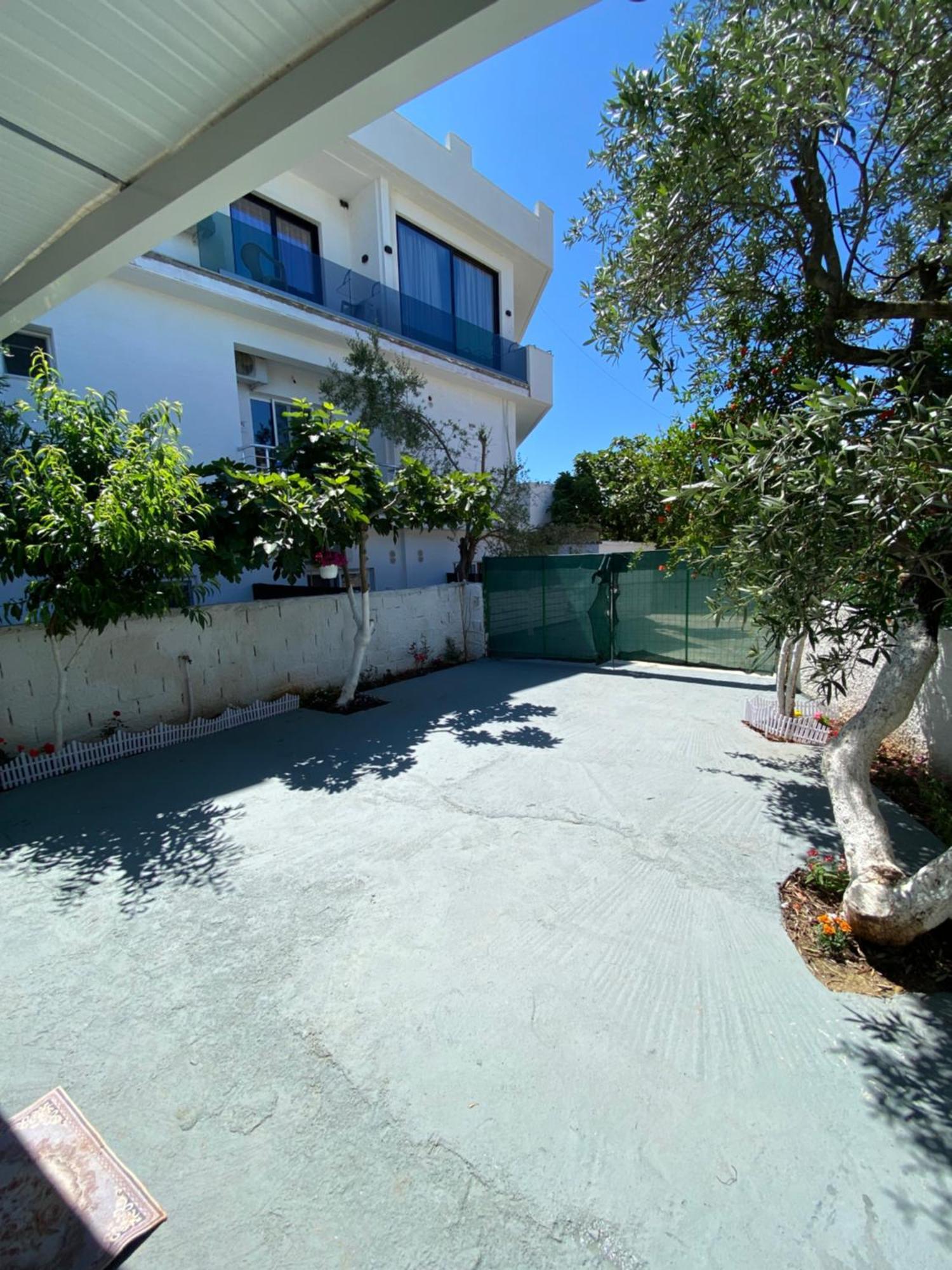Guesthouse Xhuliano Ksamil Eksteriør billede